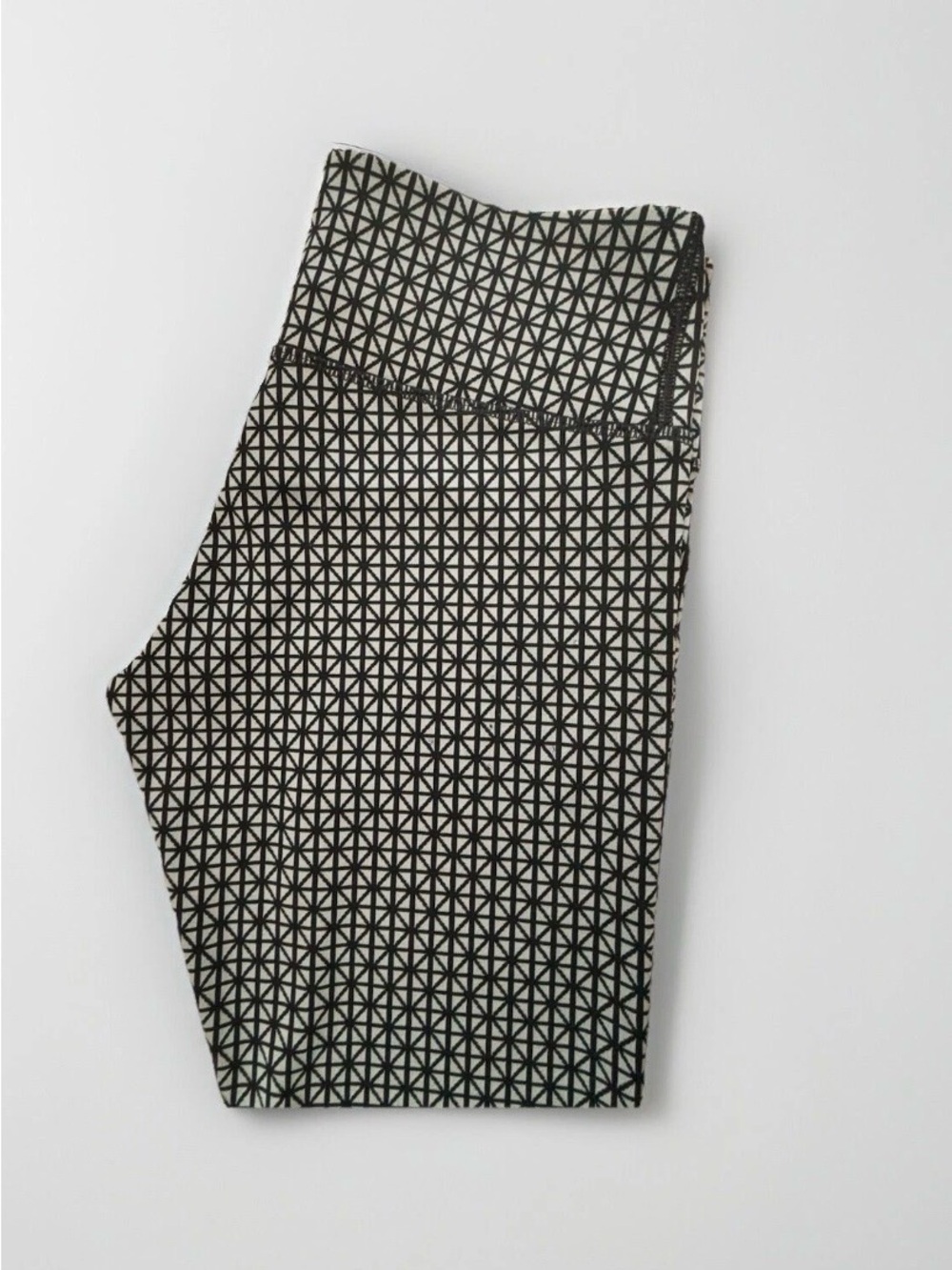 Low Rise Lululemon Size 6 Yoga Pants Leggings Rare Pattern Full Length Y2K